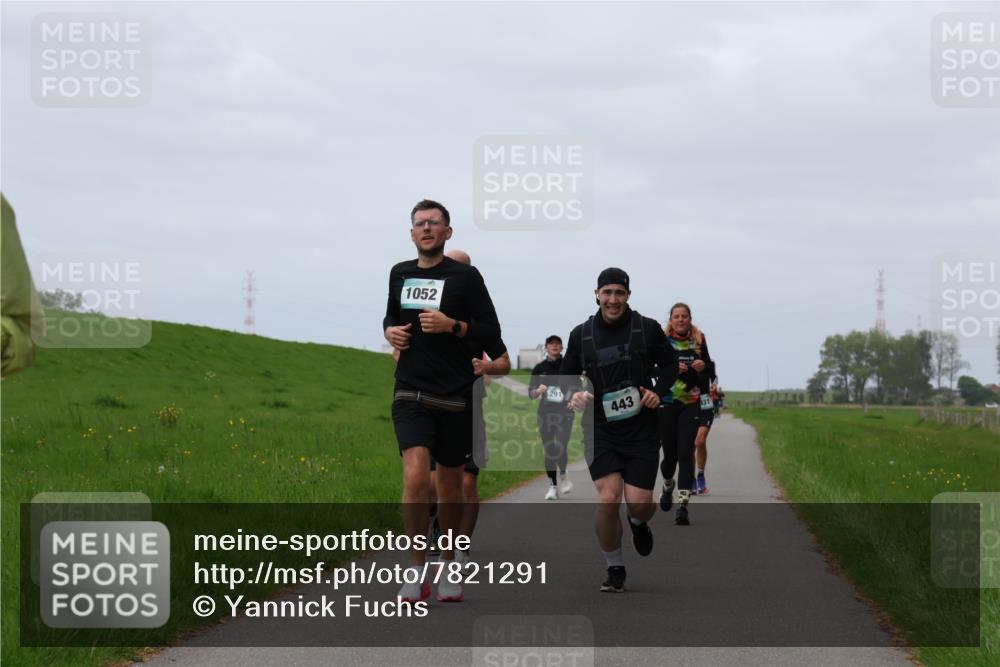 04.05.2025 - 8. Wedeler Halbmarathon Yannick Fuchs http://msf.ph/oto/7821291 04.05.2025 11:51:24 Laufen 1052, 291, 443 meine-sportfotos.de