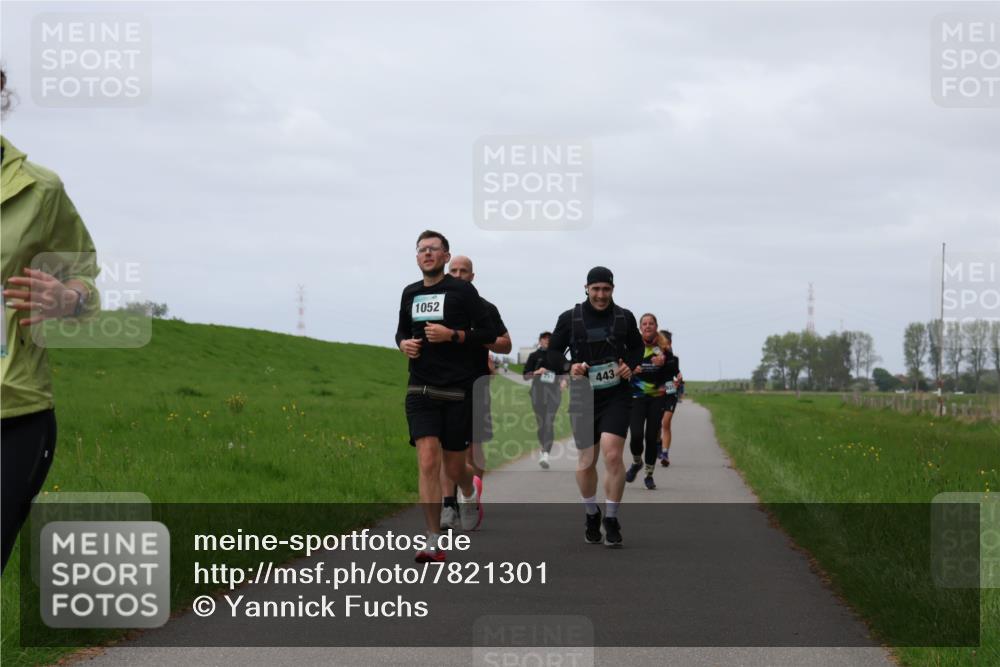 04.05.2025 - 8. Wedeler Halbmarathon Yannick Fuchs http://msf.ph/oto/7821301 04.05.2025 11:51:24 Laufen 1052, 443 meine-sportfotos.de