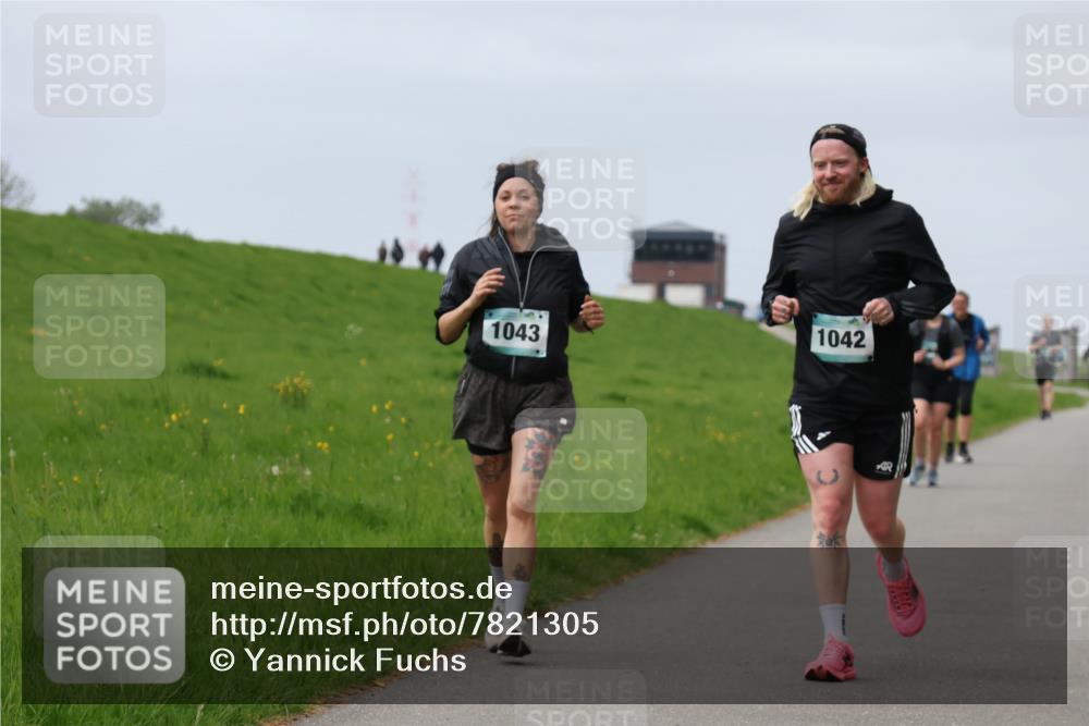 04.05.2025 - 8. Wedeler Halbmarathon Yannick Fuchs http://msf.ph/oto/7821305 04.05.2025 12:06:55 Laufen 1043, 1042 meine-sportfotos.de
