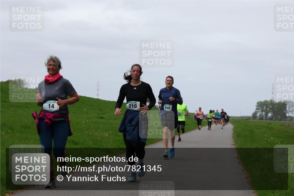 04.05.2025 - 8. Wedeler Halbmarathon Yannick Fuchs http://msf.ph/oto/7821345 04.05.2025 11:28:21 Laufen 210, 14, 648 meine-sportfotos.de
