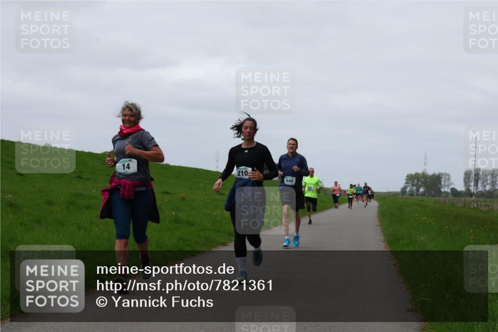 04.05.2025 - 8. Wedeler Halbmarathon Yannick Fuchs http://msf.ph/oto/7821361 04.05.2025 11:28:21 Laufen 14, 210, 648 meine-sportfotos.de