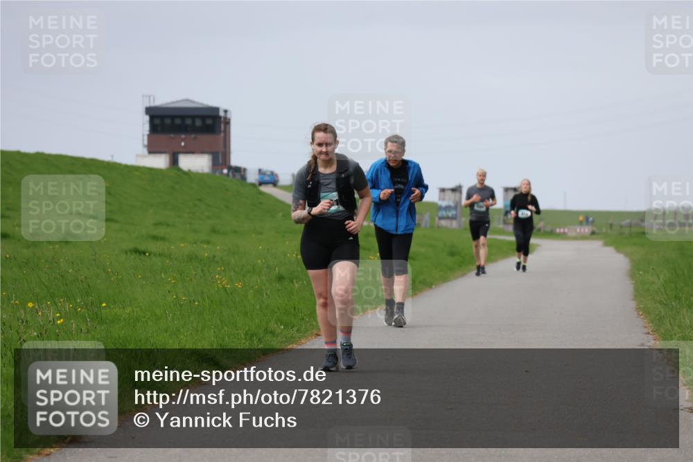 04.05.2025 - 8. Wedeler Halbmarathon Yannick Fuchs http://msf.ph/oto/7821376 04.05.2025 12:07:01 Laufen  meine-sportfotos.de