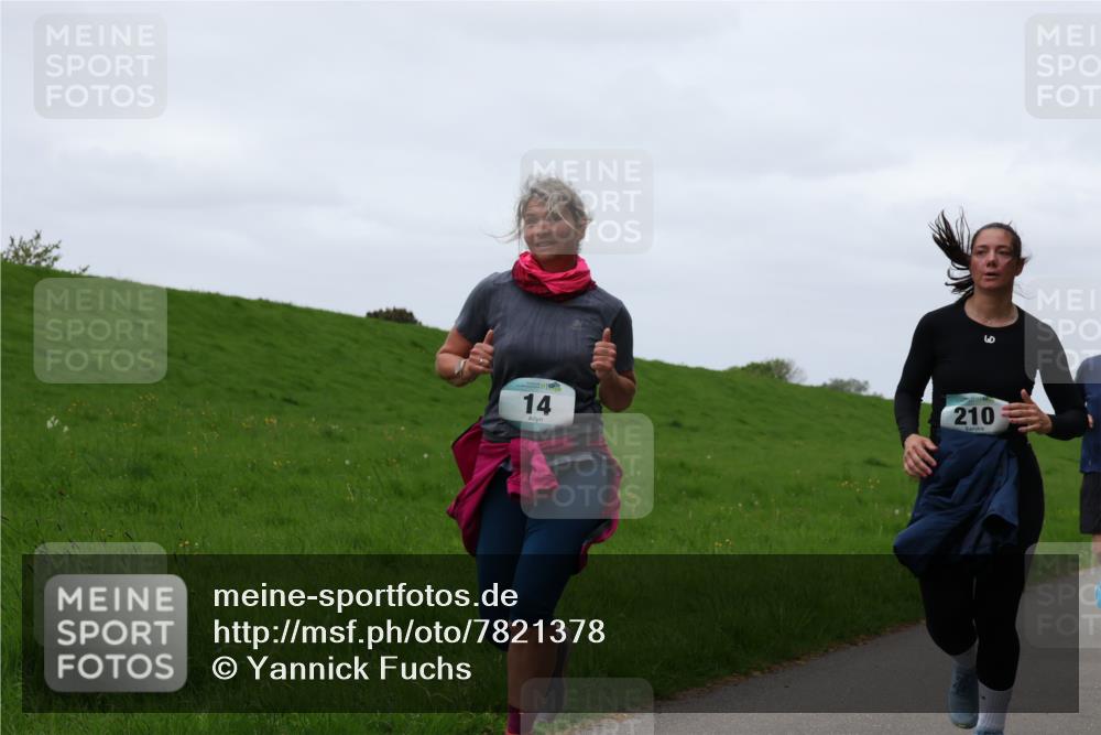 04.05.2025 - 8. Wedeler Halbmarathon Yannick Fuchs http://msf.ph/oto/7821378 04.05.2025 11:28:23 Laufen 14, 210 meine-sportfotos.de