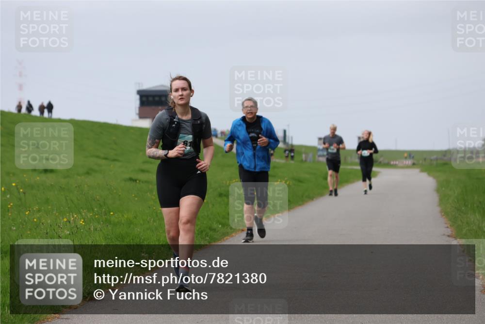 04.05.2025 - 8. Wedeler Halbmarathon Yannick Fuchs http://msf.ph/oto/7821380 04.05.2025 12:07:04 Laufen 11527 meine-sportfotos.de