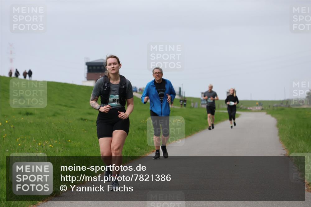 04.05.2025 - 8. Wedeler Halbmarathon Yannick Fuchs http://msf.ph/oto/7821386 04.05.2025 12:07:04 Laufen  meine-sportfotos.de