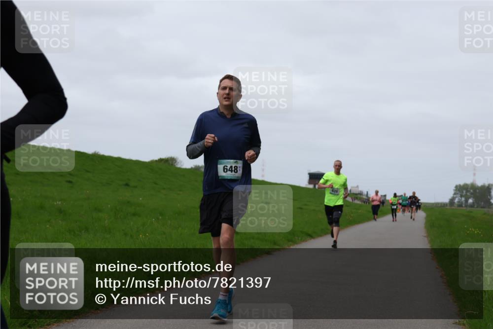 04.05.2025 - 8. Wedeler Halbmarathon Yannick Fuchs http://msf.ph/oto/7821397 04.05.2025 11:28:25 Laufen 648, 935, 620 meine-sportfotos.de