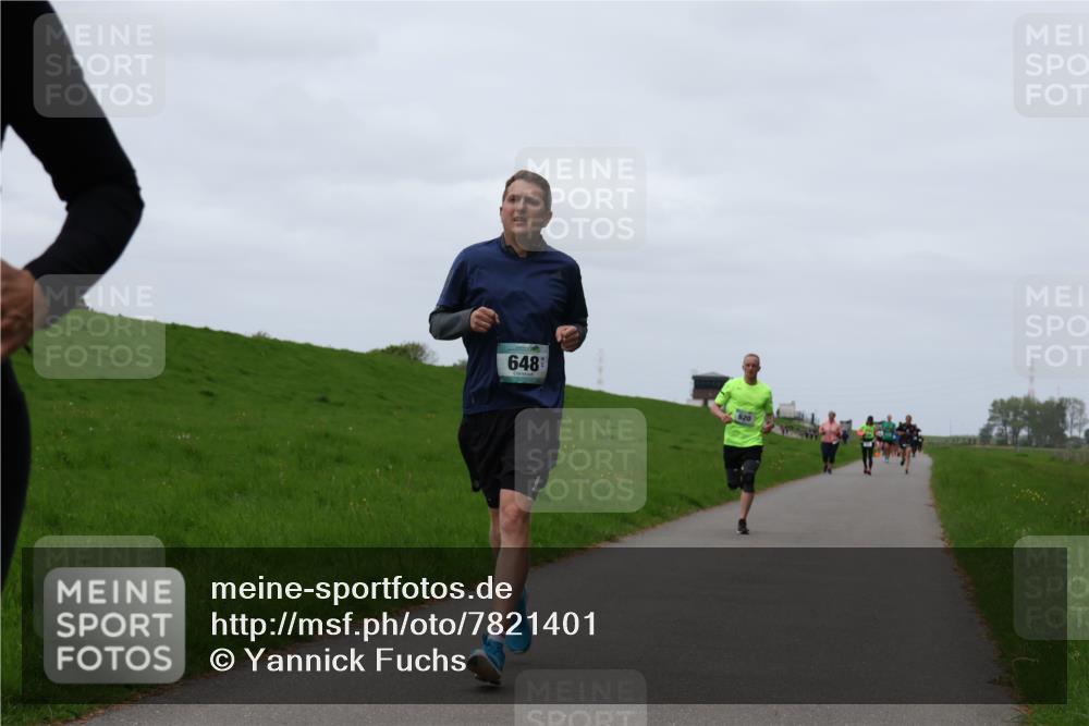 04.05.2025 - 8. Wedeler Halbmarathon Yannick Fuchs http://msf.ph/oto/7821401 04.05.2025 11:28:25 Laufen 648 meine-sportfotos.de