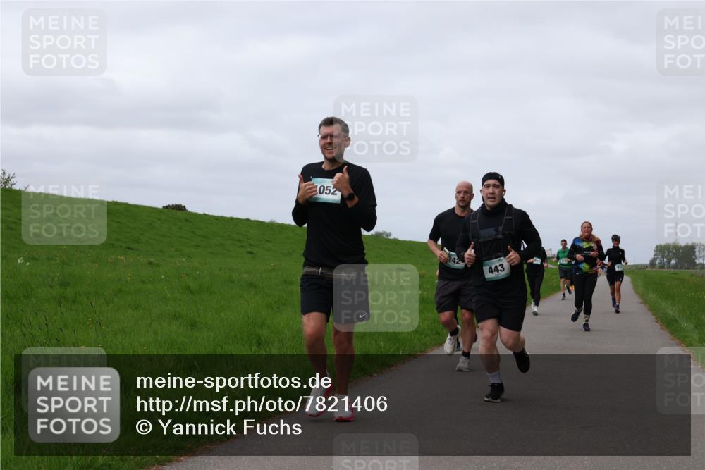 04.05.2025 - 8. Wedeler Halbmarathon Yannick Fuchs http://msf.ph/oto/7821406 04.05.2025 11:51:27 Laufen 052, 443 meine-sportfotos.de
