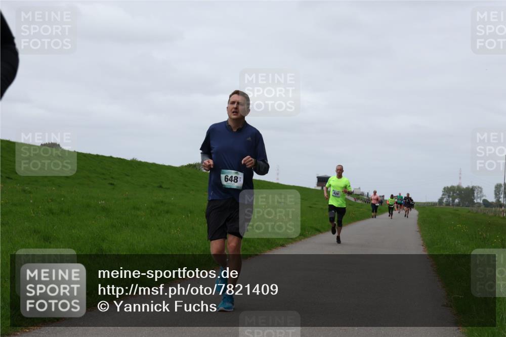 04.05.2025 - 8. Wedeler Halbmarathon Yannick Fuchs http://msf.ph/oto/7821409 04.05.2025 11:28:25 Laufen 648, 620 meine-sportfotos.de