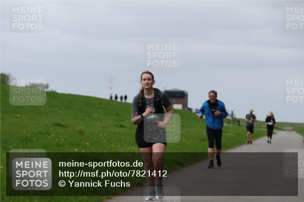 04.05.2025 - 8. Wedeler Halbmarathon Yannick Fuchs http://msf.ph/oto/7821412 04.05.2025 12:07:06 Laufen  meine-sportfotos.de