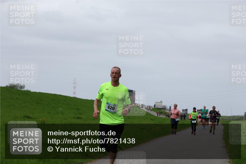 04.05.2025 - 8. Wedeler Halbmarathon Yannick Fuchs http://msf.ph/oto/7821438 04.05.2025 11:28:26 Laufen 620 meine-sportfotos.de