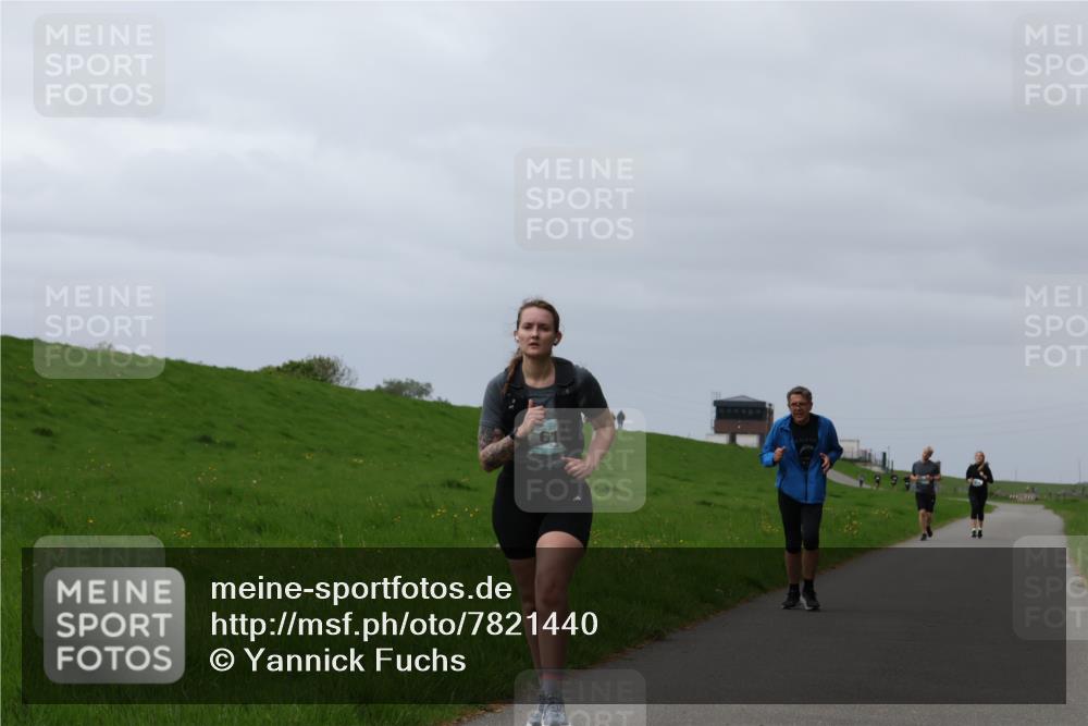 04.05.2025 - 8. Wedeler Halbmarathon Yannick Fuchs http://msf.ph/oto/7821440 04.05.2025 12:07:07 Laufen  meine-sportfotos.de