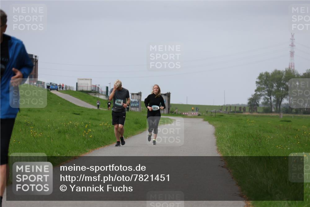 04.05.2025 - 8. Wedeler Halbmarathon Yannick Fuchs http://msf.ph/oto/7821451 04.05.2025 12:07:11 Laufen  meine-sportfotos.de