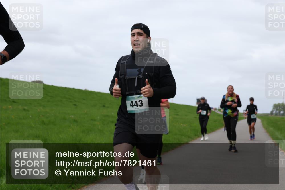 04.05.2025 - 8. Wedeler Halbmarathon Yannick Fuchs http://msf.ph/oto/7821461 04.05.2025 11:51:28 Laufen 443 meine-sportfotos.de