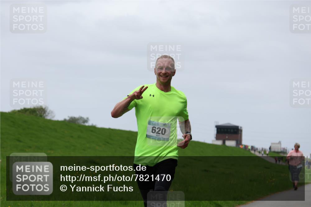 04.05.2025 - 8. Wedeler Halbmarathon Yannick Fuchs http://msf.ph/oto/7821470 04.05.2025 11:28:27 Laufen 620 meine-sportfotos.de