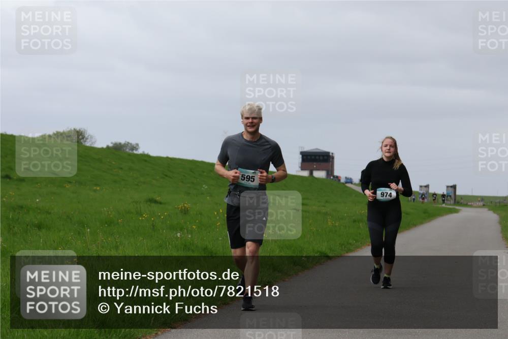 04.05.2025 - 8. Wedeler Halbmarathon Yannick Fuchs http://msf.ph/oto/7821518 04.05.2025 12:07:25 Laufen 595, 974 meine-sportfotos.de