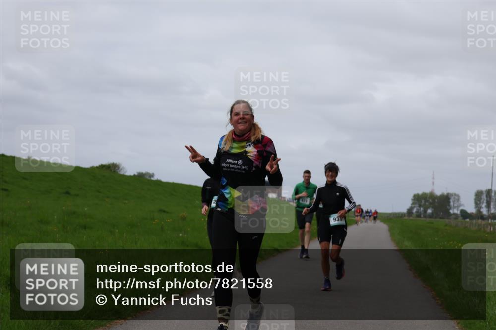 04.05.2025 - 8. Wedeler Halbmarathon Yannick Fuchs http://msf.ph/oto/7821558 04.05.2025 11:51:31 Laufen 931 meine-sportfotos.de