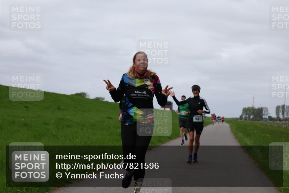 04.05.2025 - 8. Wedeler Halbmarathon Yannick Fuchs http://msf.ph/oto/7821596 04.05.2025 11:51:31 Laufen 931 meine-sportfotos.de