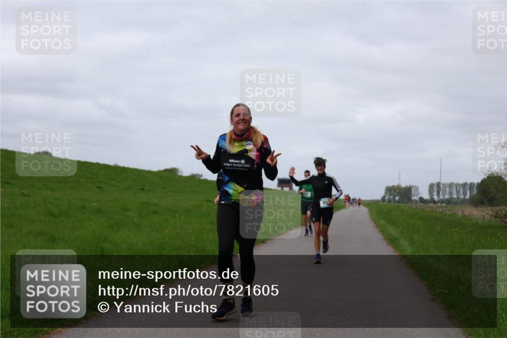 04.05.2025 - 8. Wedeler Halbmarathon Yannick Fuchs http://msf.ph/oto/7821605 04.05.2025 11:51:31 Laufen  meine-sportfotos.de