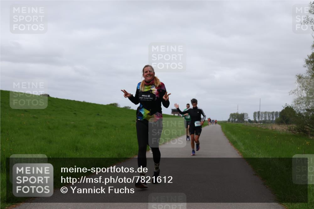 04.05.2025 - 8. Wedeler Halbmarathon Yannick Fuchs http://msf.ph/oto/7821612 04.05.2025 11:51:31 Laufen 931 meine-sportfotos.de