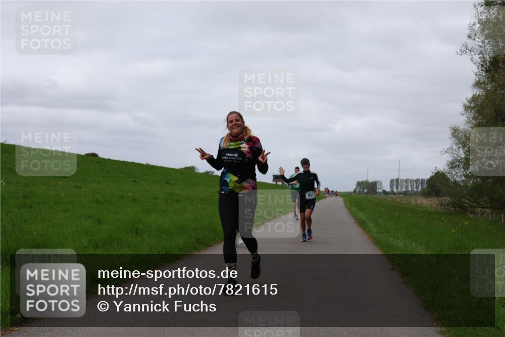 04.05.2025 - 8. Wedeler Halbmarathon Yannick Fuchs http://msf.ph/oto/7821615 04.05.2025 11:51:32 Laufen 931 meine-sportfotos.de