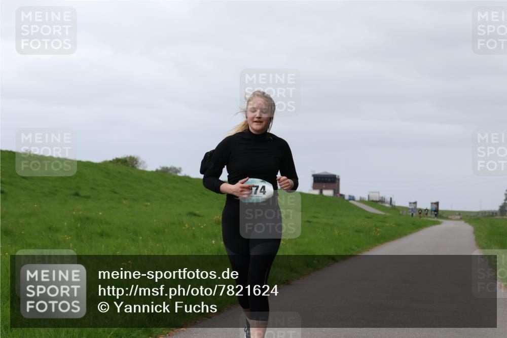 04.05.2025 - 8. Wedeler Halbmarathon Yannick Fuchs http://msf.ph/oto/7821624 04.05.2025 12:07:29 Laufen 74 meine-sportfotos.de