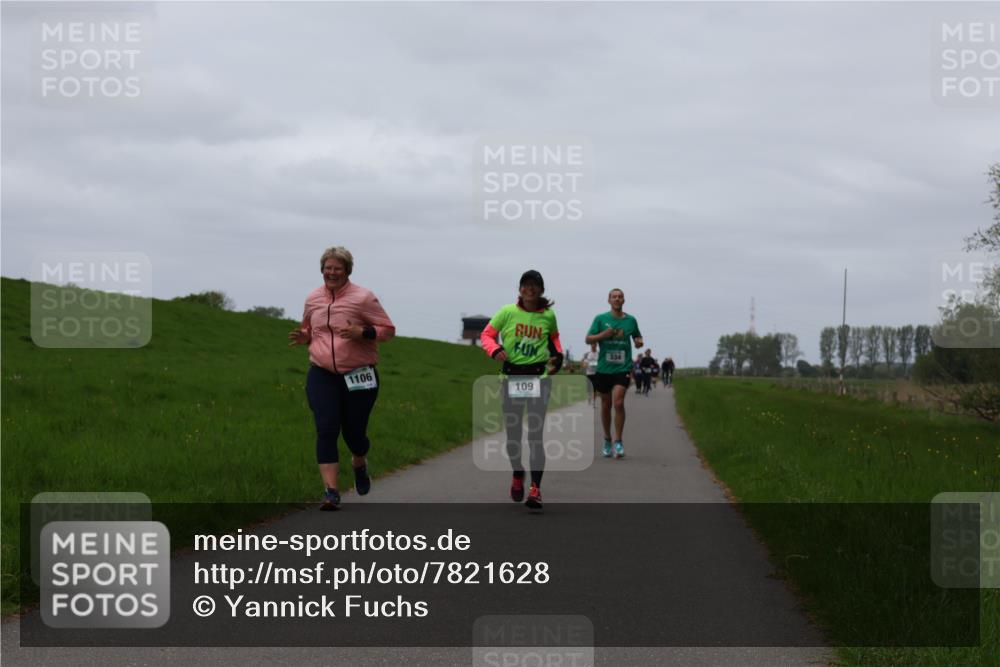 04.05.2025 - 8. Wedeler Halbmarathon Yannick Fuchs http://msf.ph/oto/7821628 04.05.2025 11:28:43 Laufen 1106, 109 meine-sportfotos.de