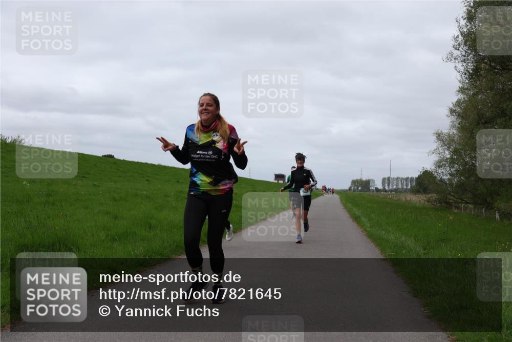 04.05.2025 - 8. Wedeler Halbmarathon Yannick Fuchs http://msf.ph/oto/7821645 04.05.2025 11:51:32 Laufen 931 meine-sportfotos.de