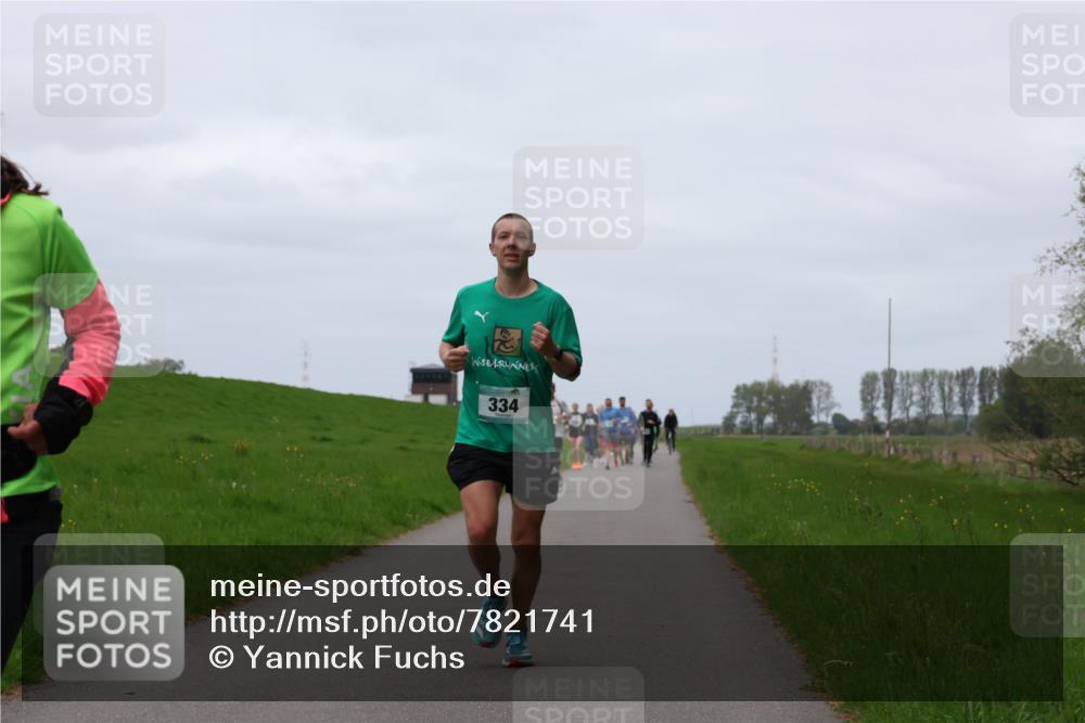 04.05.2025 - 8. Wedeler Halbmarathon Yannick Fuchs http://msf.ph/oto/7821741 04.05.2025 11:28:46 Laufen 334 meine-sportfotos.de