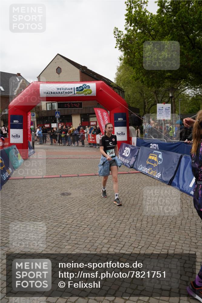 04.05.2025 - 8. Wedeler Halbmarathon Felixshl http://msf.ph/oto/7821751 04.05.2025 11:57:40 Ziel 349, 590, 606, 1147 meine-sportfotos.de