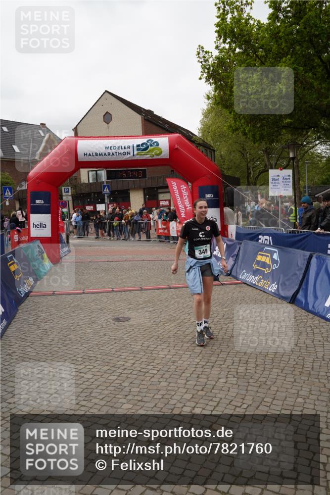 04.05.2025 - 8. Wedeler Halbmarathon Felixshl http://msf.ph/oto/7821760 04.05.2025 11:57:41 Ziel 349, 590, 606, 1147 meine-sportfotos.de