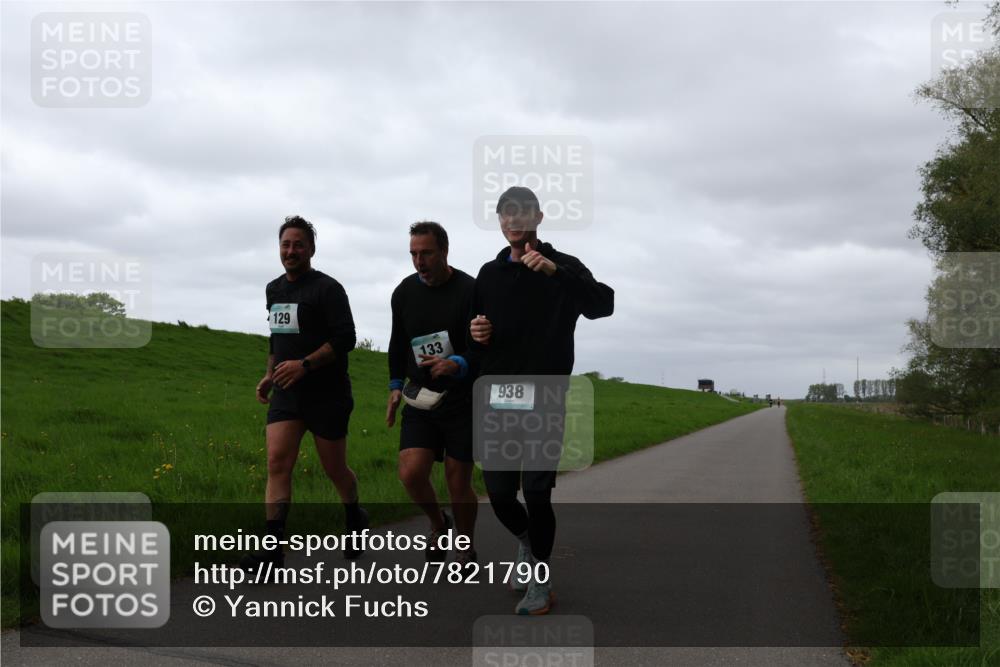 04.05.2025 - 8. Wedeler Halbmarathon Yannick Fuchs http://msf.ph/oto/7821790 04.05.2025 12:09:18 Laufen 129, 133, 938 meine-sportfotos.de