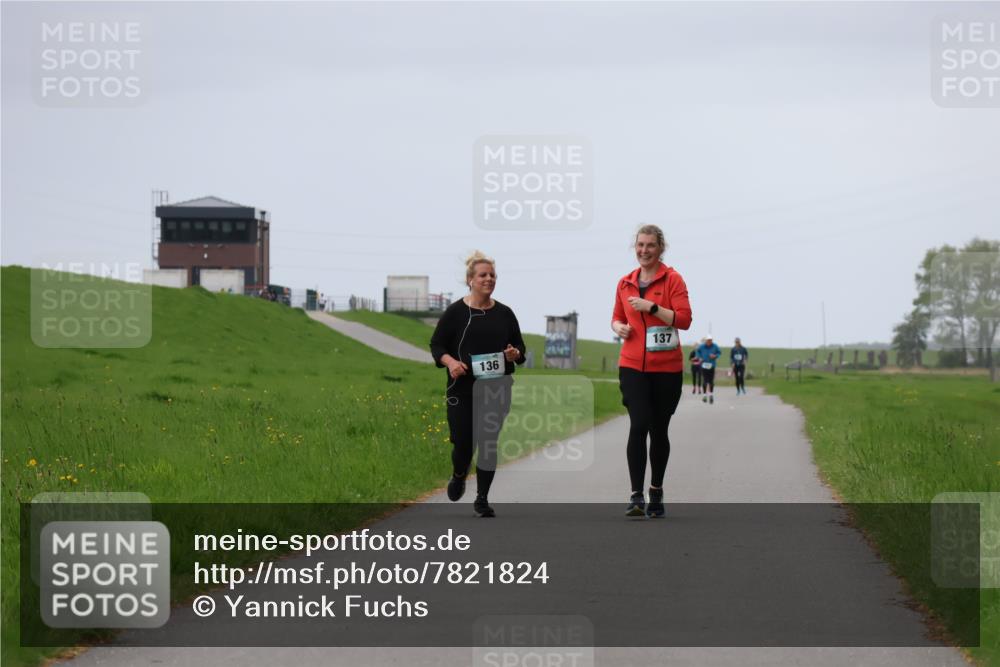 04.05.2025 - 8. Wedeler Halbmarathon Yannick Fuchs http://msf.ph/oto/7821824 04.05.2025 12:10:03 Laufen 136, 137 meine-sportfotos.de