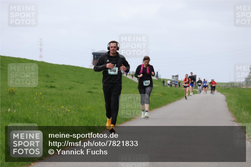 04.05.2025 - 8. Wedeler Halbmarathon Yannick Fuchs http://msf.ph/oto/7821833 04.05.2025 11:51:37 Laufen 548, 554 meine-sportfotos.de
