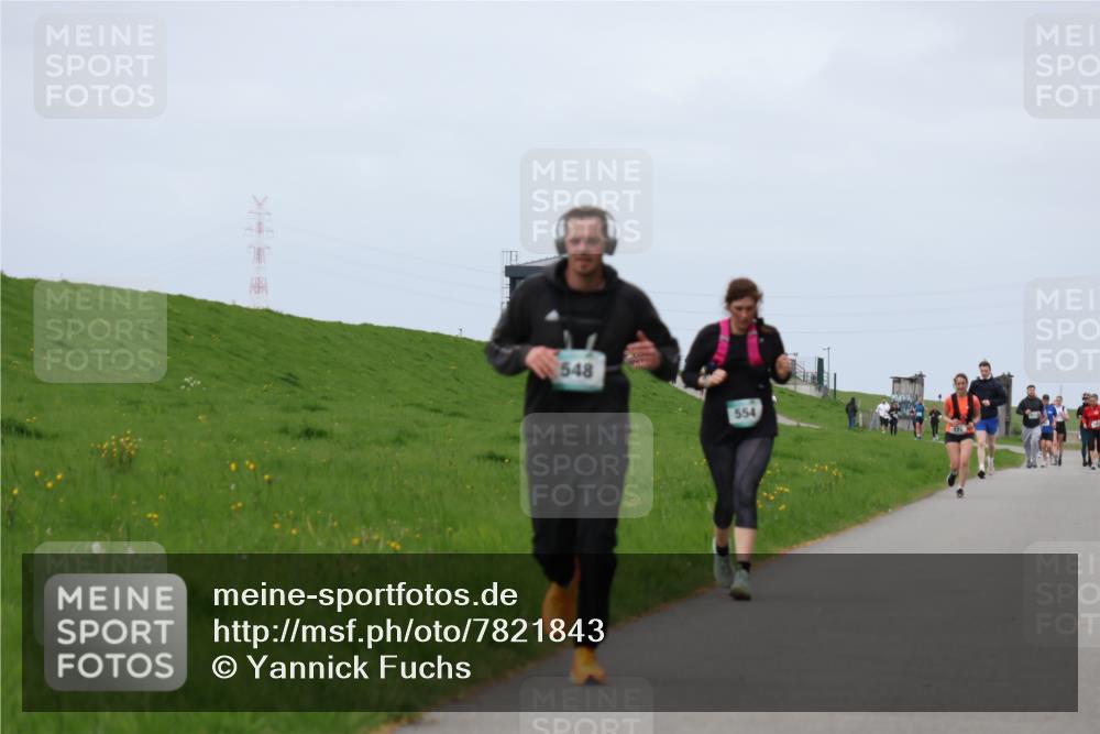 04.05.2025 - 8. Wedeler Halbmarathon Yannick Fuchs http://msf.ph/oto/7821843 04.05.2025 11:51:38 Laufen 548, 554 meine-sportfotos.de