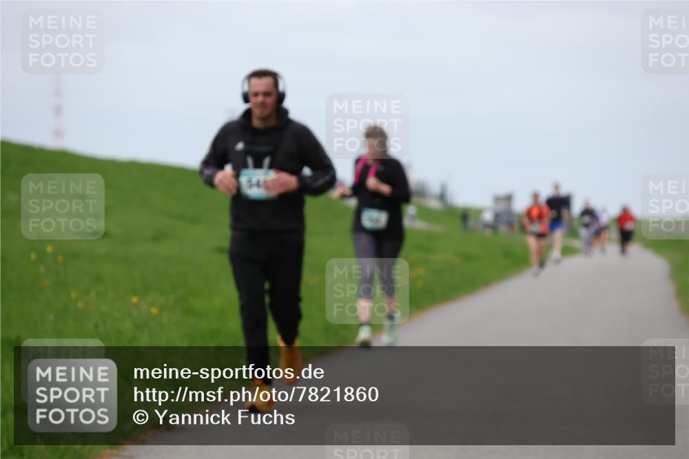 04.05.2025 - 8. Wedeler Halbmarathon Yannick Fuchs http://msf.ph/oto/7821860 04.05.2025 11:51:38 Laufen 544 meine-sportfotos.de