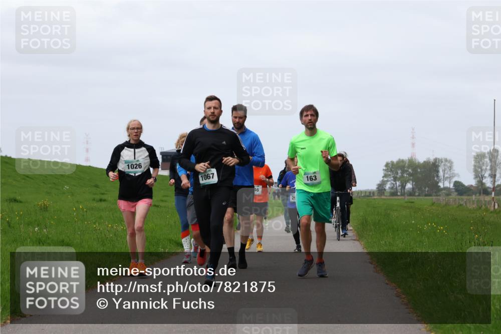 04.05.2025 - 8. Wedeler Halbmarathon Yannick Fuchs http://msf.ph/oto/7821875 04.05.2025 11:29:03 Laufen 1026, 1067, 46, 25, 163 meine-sportfotos.de