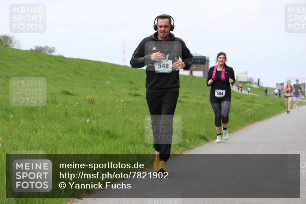 04.05.2025 - 8. Wedeler Halbmarathon Yannick Fuchs http://msf.ph/oto/7821902 04.05.2025 11:51:40 Laufen 548, 554 meine-sportfotos.de