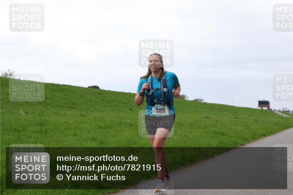 04.05.2025 - 8. Wedeler Halbmarathon Yannick Fuchs http://msf.ph/oto/7821915 04.05.2025 12:10:38 Laufen 385 meine-sportfotos.de