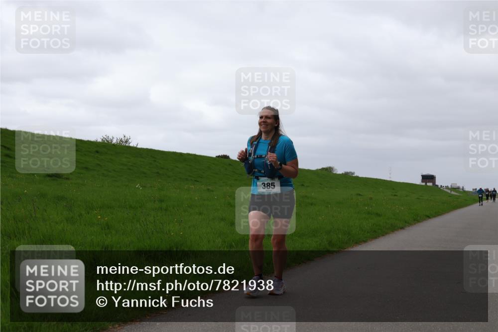 04.05.2025 - 8. Wedeler Halbmarathon Yannick Fuchs http://msf.ph/oto/7821938 04.05.2025 12:10:39 Laufen 385 meine-sportfotos.de