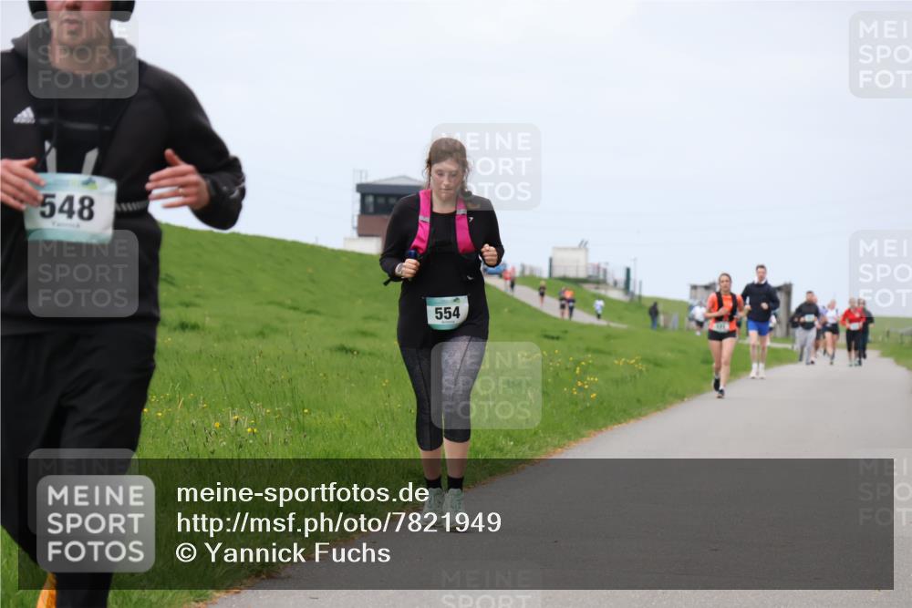 04.05.2025 - 8. Wedeler Halbmarathon Yannick Fuchs http://msf.ph/oto/7821949 04.05.2025 11:51:42 Laufen 548, 554 meine-sportfotos.de