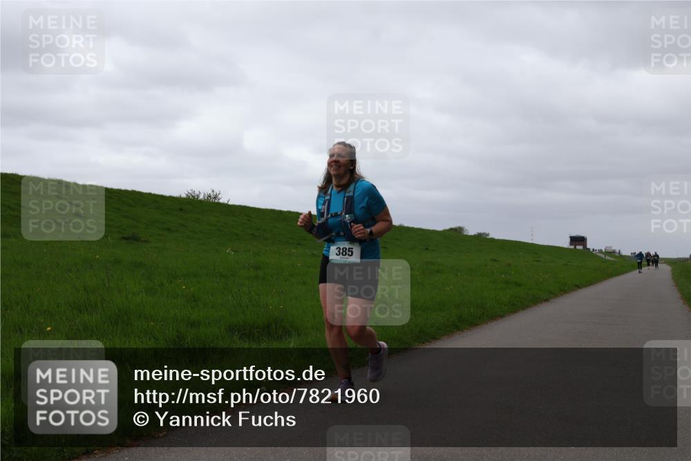 04.05.2025 - 8. Wedeler Halbmarathon Yannick Fuchs http://msf.ph/oto/7821960 04.05.2025 12:10:39 Laufen 385 meine-sportfotos.de
