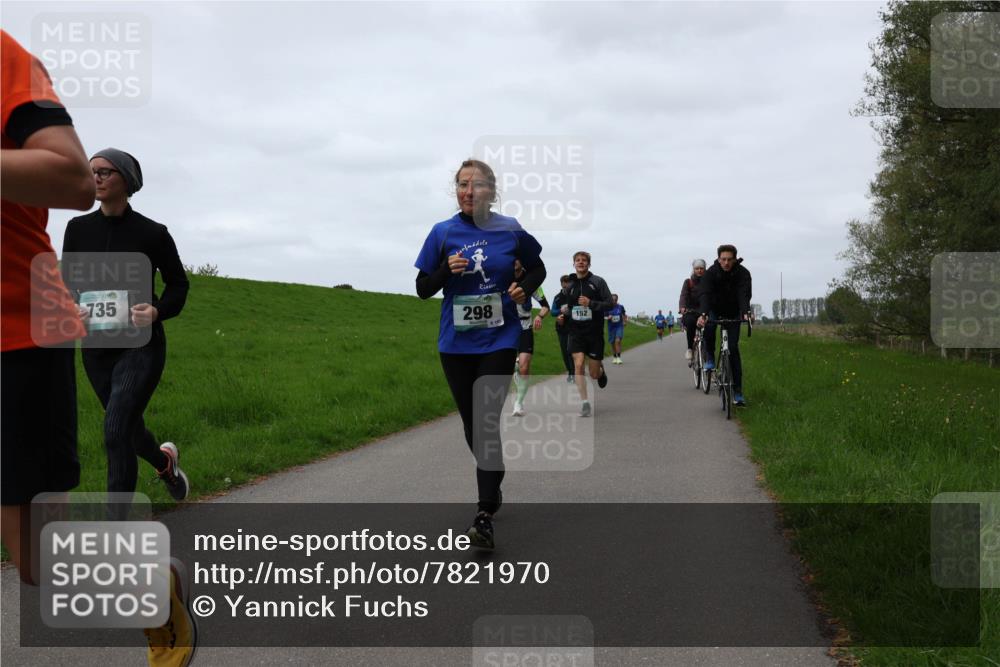 04.05.2025 - 8. Wedeler Halbmarathon Yannick Fuchs http://msf.ph/oto/7821970 04.05.2025 11:29:13 Laufen 735, 298, 140, 152 meine-sportfotos.de