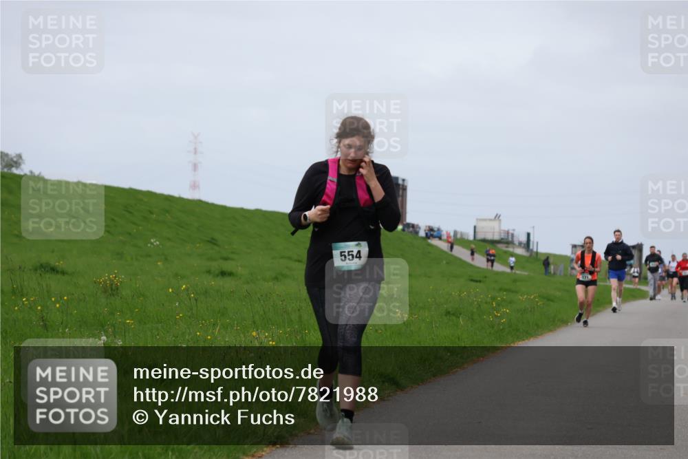 04.05.2025 - 8. Wedeler Halbmarathon Yannick Fuchs http://msf.ph/oto/7821988 04.05.2025 11:51:43 Laufen 554, 171 meine-sportfotos.de
