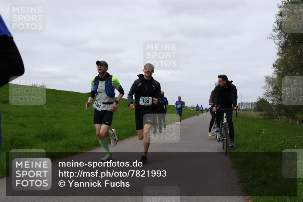 04.05.2025 - 8. Wedeler Halbmarathon Yannick Fuchs http://msf.ph/oto/7821993 04.05.2025 11:29:14 Laufen 1001, 152 meine-sportfotos.de