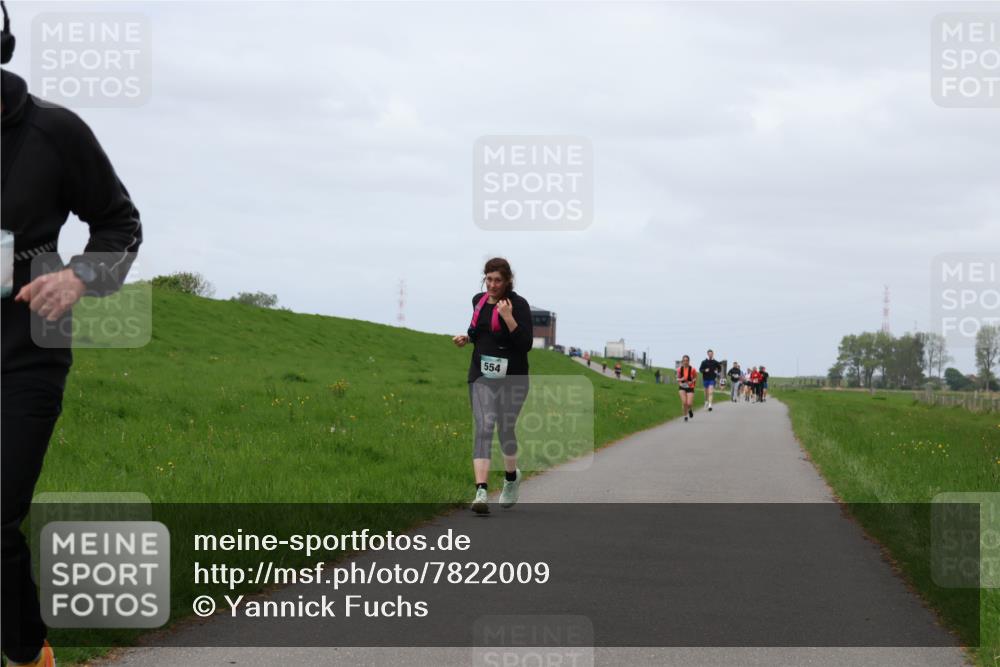 04.05.2025 - 8. Wedeler Halbmarathon Yannick Fuchs http://msf.ph/oto/7822009 04.05.2025 11:51:44 Laufen 554 meine-sportfotos.de