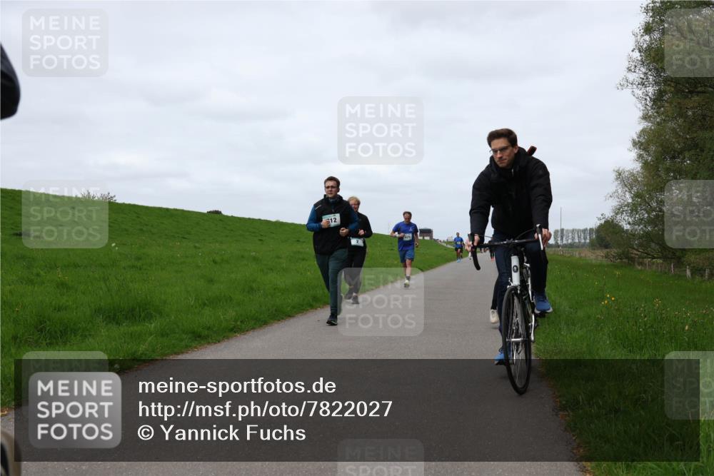 04.05.2025 - 8. Wedeler Halbmarathon Yannick Fuchs http://msf.ph/oto/7822027 04.05.2025 11:29:15 Laufen 12 meine-sportfotos.de