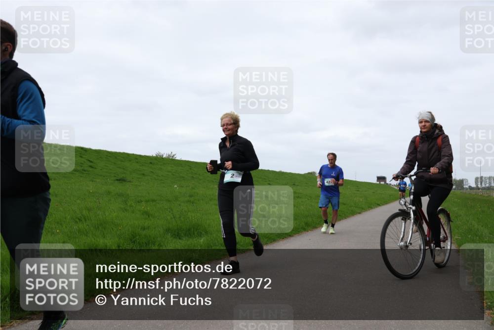 04.05.2025 - 8. Wedeler Halbmarathon Yannick Fuchs http://msf.ph/oto/7822072 04.05.2025 11:29:17 Laufen 2, 42, 3 meine-sportfotos.de