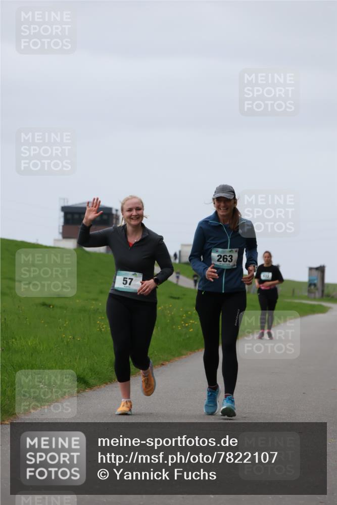 04.05.2025 - 8. Wedeler Halbmarathon Yannick Fuchs http://msf.ph/oto/7822107 04.05.2025 12:11:06 Laufen 57, 263 meine-sportfotos.de