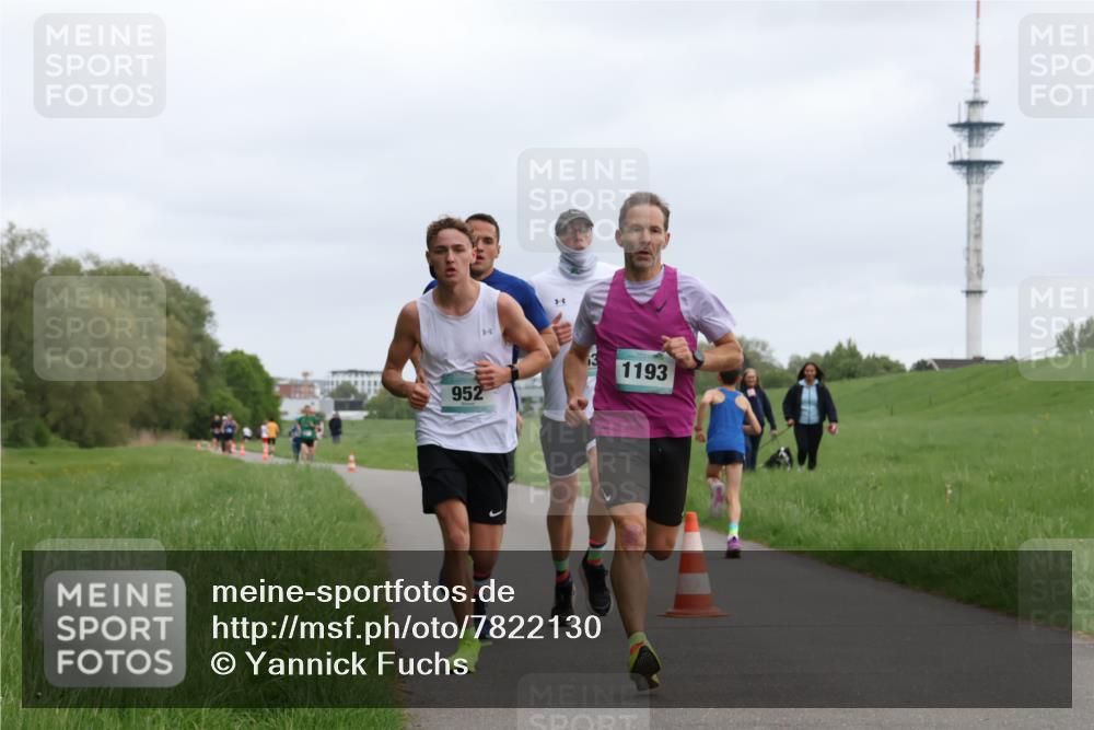 04.05.2025 - 8. Wedeler Halbmarathon Yannick Fuchs http://msf.ph/oto/7822130 04.05.2025 11:10:26 Laufen 1193, 952 meine-sportfotos.de